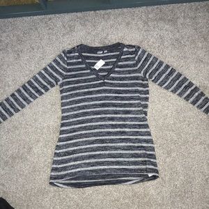 long sleeve comfy GAP shirt